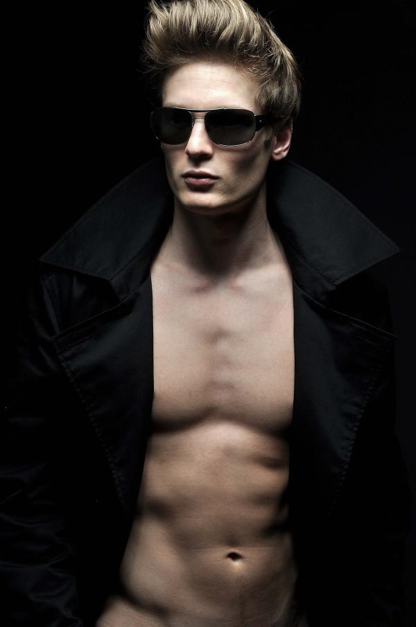 Male model photo shoot of Balazsw