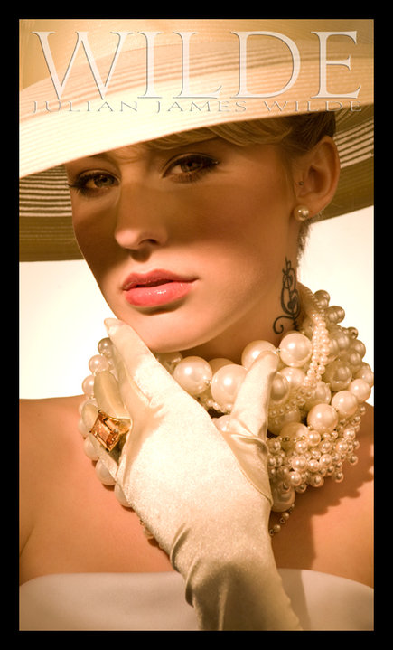 Female model photo shoot of Mindy Hiatt Makeup