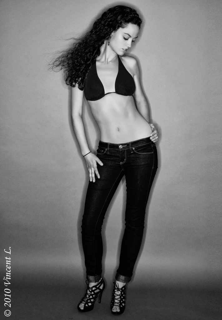 Female model photo shoot of Teking211