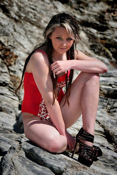 Female model photo shoot of Bexii Katherine Rose