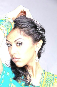 Female model photo shoot of Tash Kay