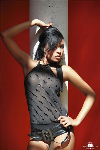 Female model photo shoot of ANNIA ZAPATA