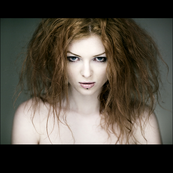 Female model photo shoot of Infinitas Animae