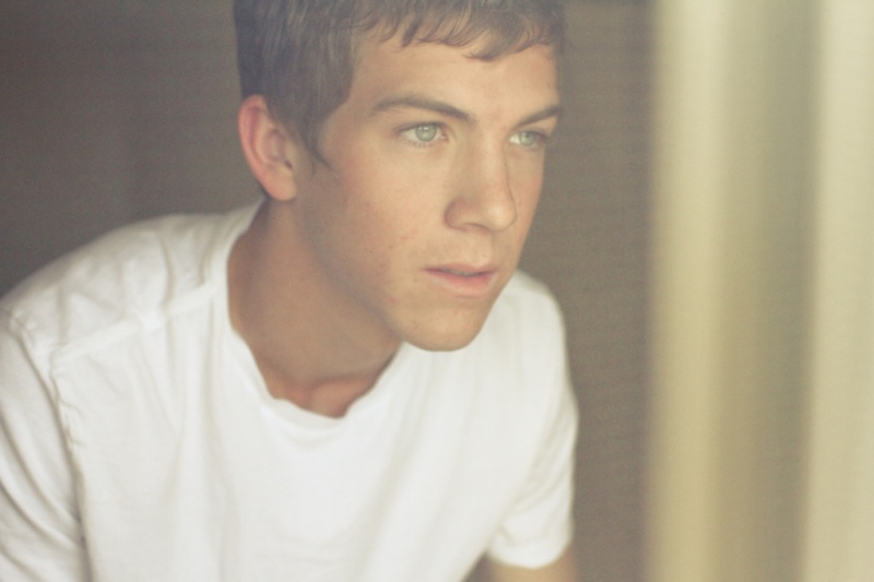 Male model photo shoot of Matthew Ryan by ndnova