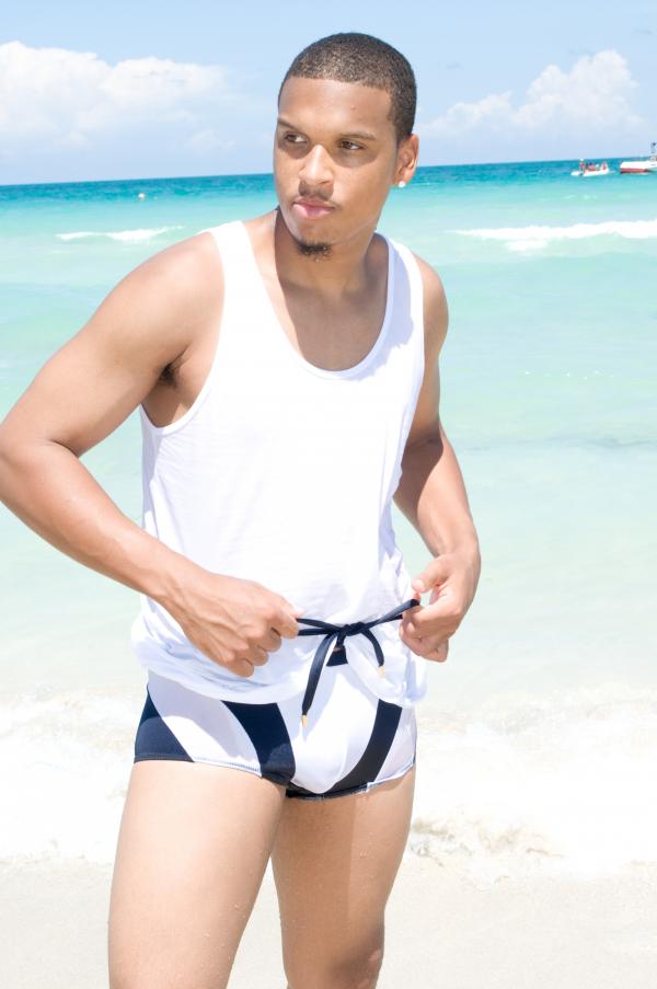 Male model photo shoot of MelloDyme in South Beach