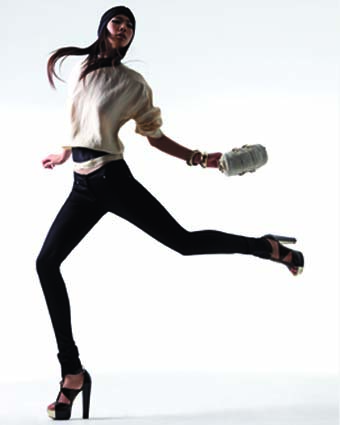 Female model photo shoot of Floria Yang
