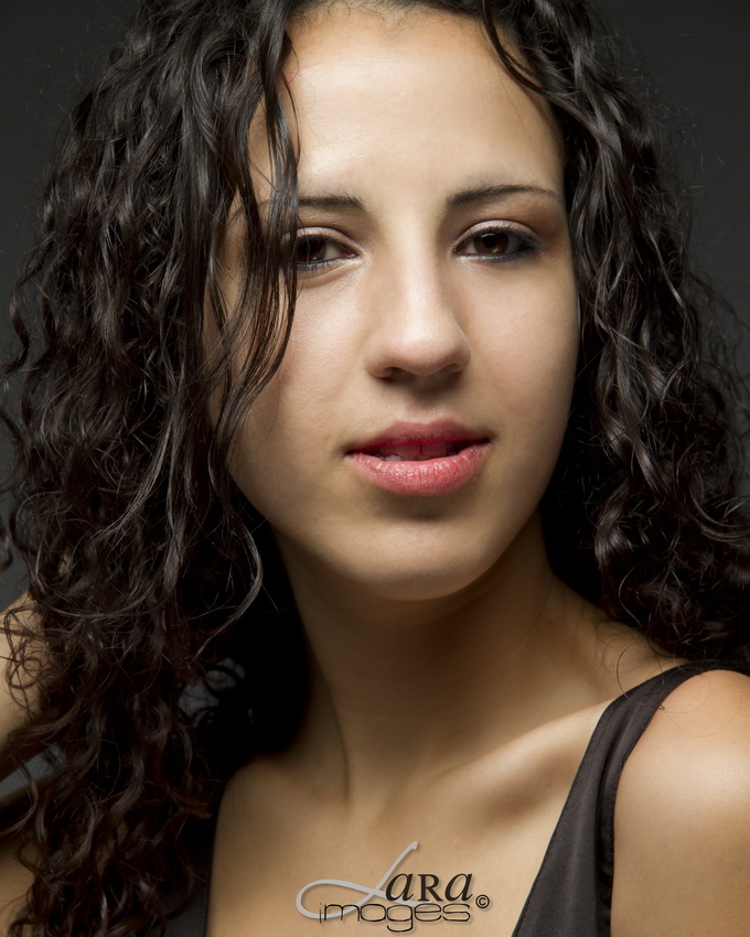 Female model photo shoot of Nacera- Zayna by LARA images in Lara Images Studio