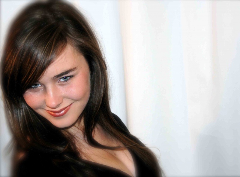Female model photo shoot of Alexis Richardson, hair styled by Nichole Stewart