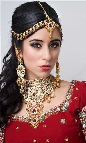 Female model photo shoot of Sofia Sarwar