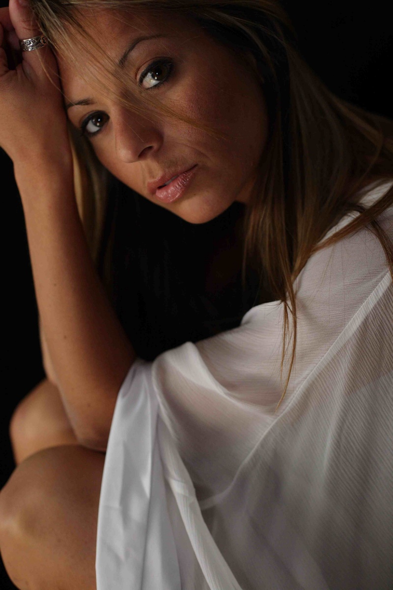 Female model photo shoot of sarah sevy