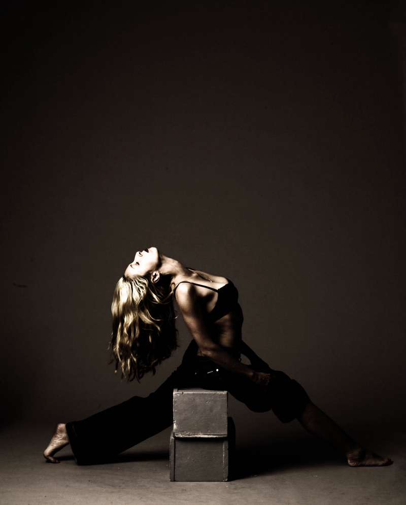 Female model photo shoot of Eliese jorge in studio