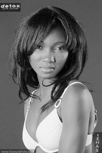Female model photo shoot of Mwinye Sug in Rehab Club