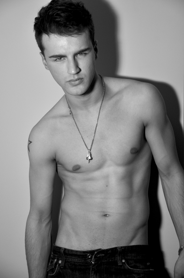 Male model photo shoot of Alex Nicolaou