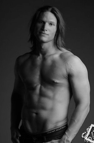 Male model photo shoot of Luke Baxley by Mike Regala