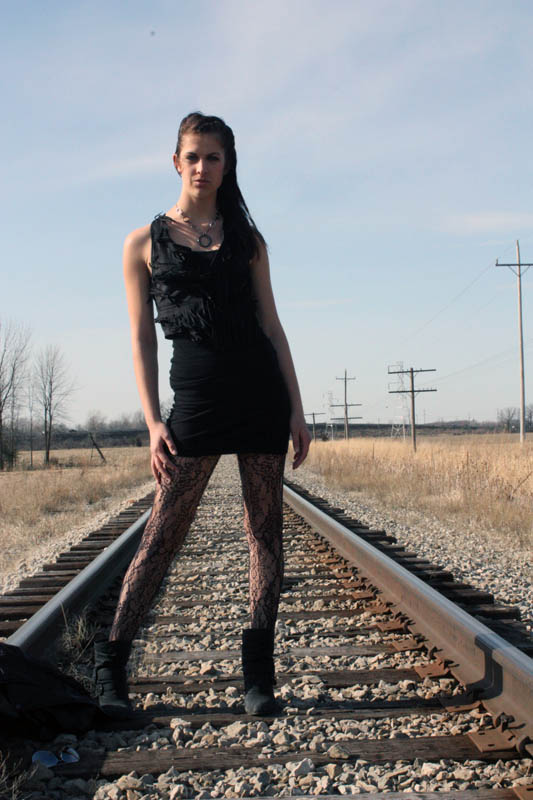 Female model photo shoot of Caitlin Marchbanks