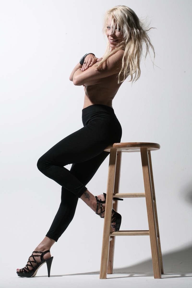 Female model photo shoot of Jenna K L