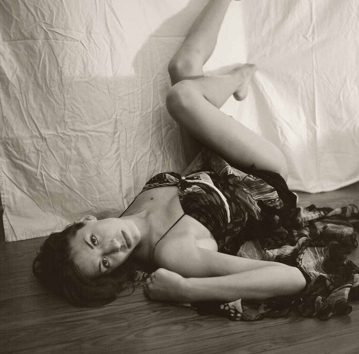 Female model photo shoot of amy lynkins