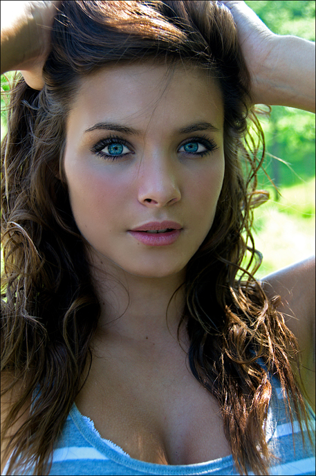 Female model photo shoot of Chels R by fototreitel