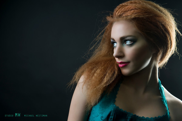 Female model photo shoot of Vanessa Simas