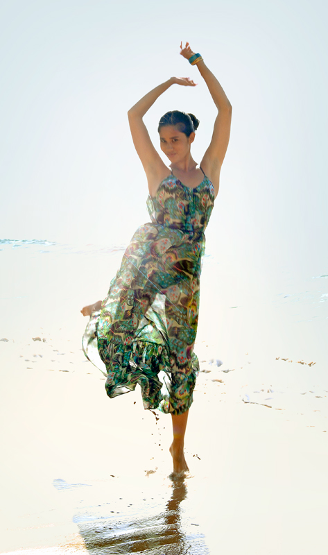Female model photo shoot of Hoku Leyn in Secrets Beach