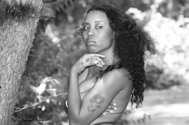 Female model photo shoot of sunshyne shanell by S Wallace Images