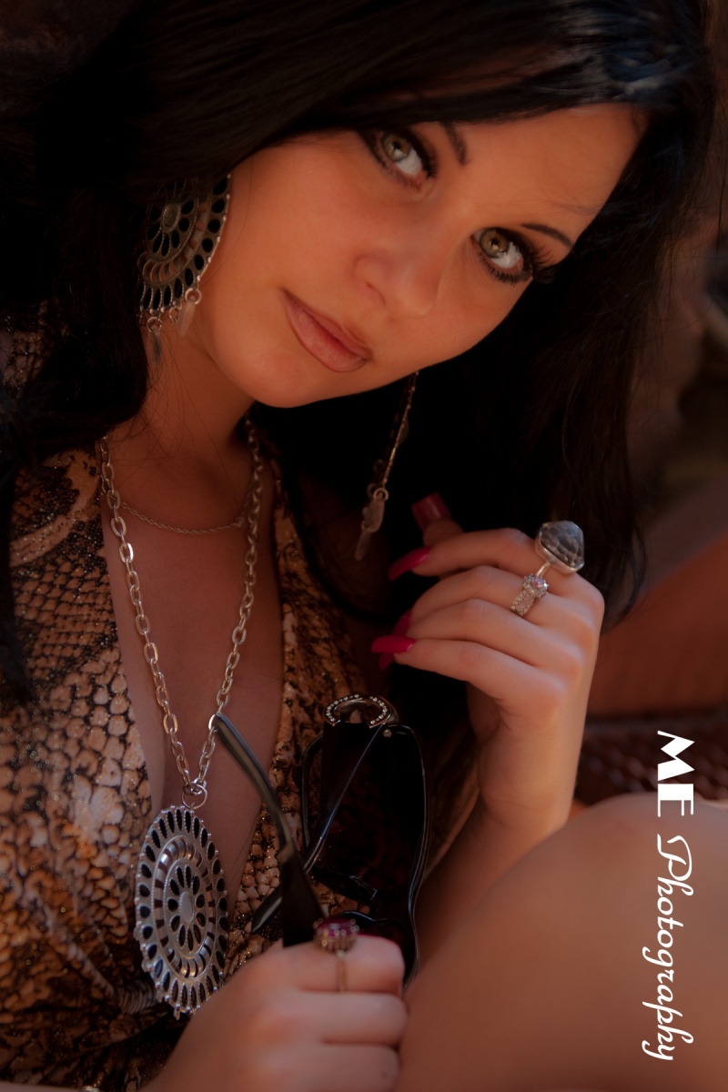 Female model photo shoot of Yuliya Mamontova