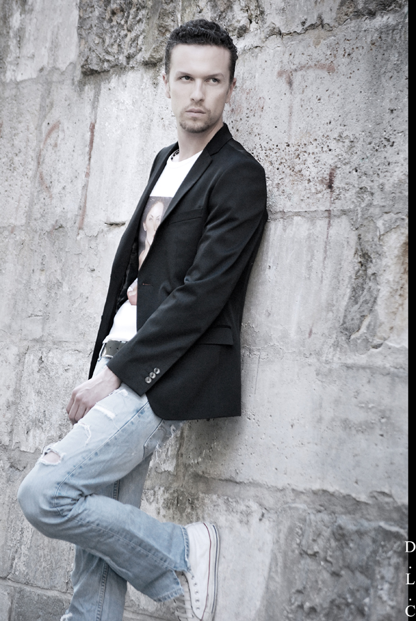 Male model photo shoot of Satya Carel