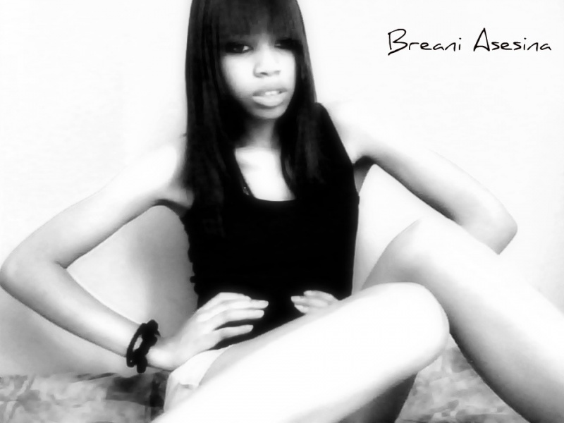 Female model photo shoot of Breani 