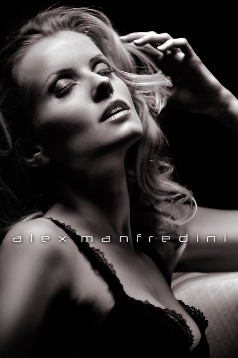Female model photo shoot of Sandra Manfredini by Alex Manfredini Photo