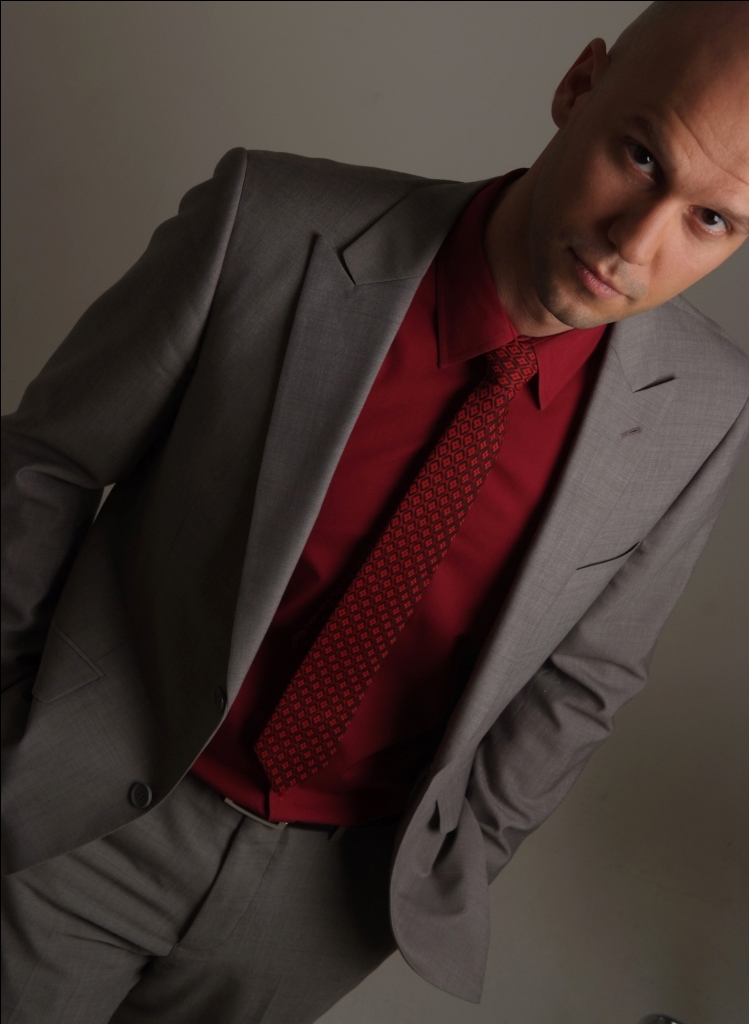 Male model photo shoot of Yiannis GR