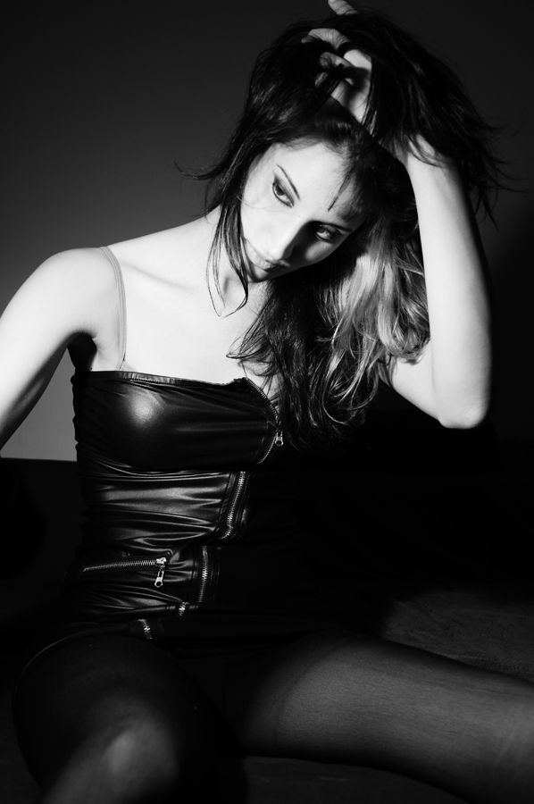 Female model photo shoot of daroki by deletedacoount in Barcelona