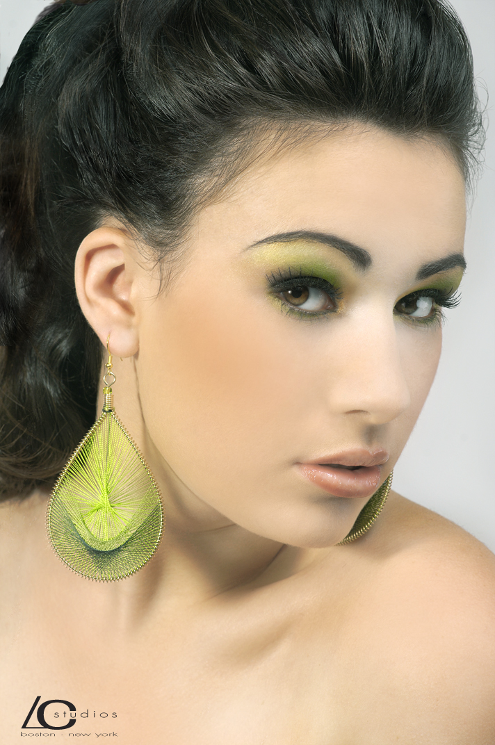 Female model photo shoot of BeckyNH in Littleton, MA, makeup by Janeen Jones