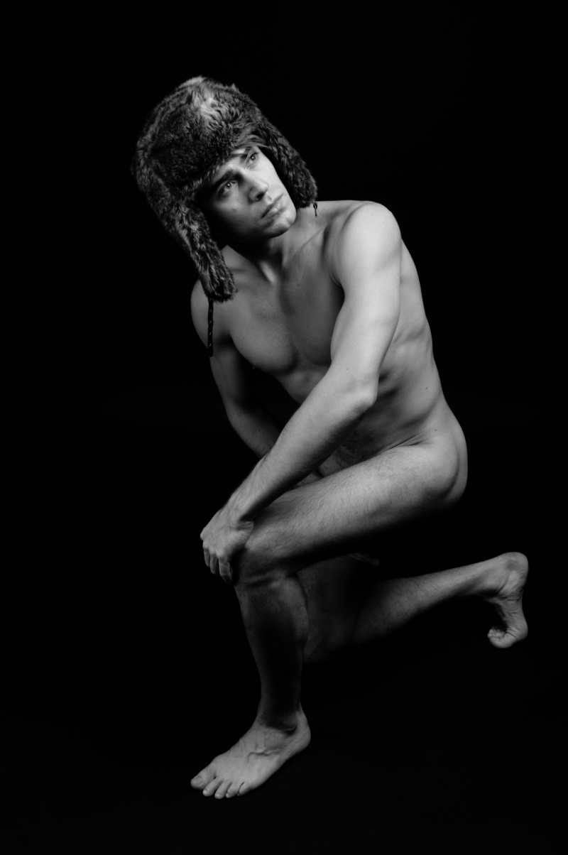 Male model photo shoot of Eduardoo