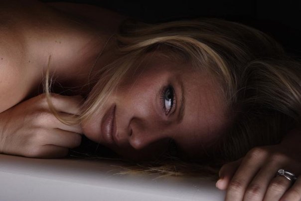 Female model photo shoot of Elizabeth Woytasczyk