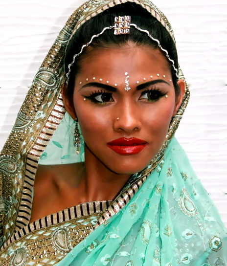 Female model photo shoot of Joana Marie Galo in Bangkok, Thailand, makeup by Annaliza Galo