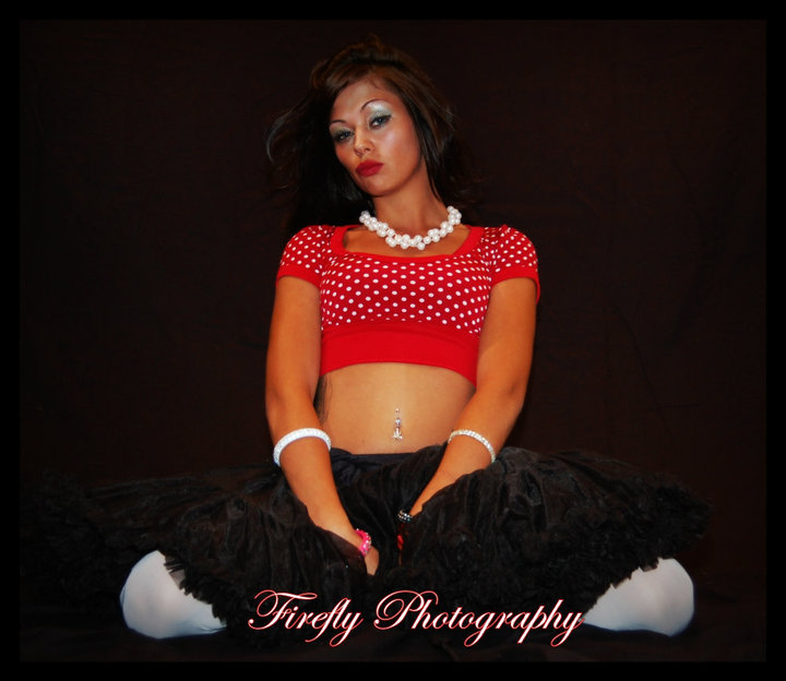 Female model photo shoot of JESSICA MONO COLEMAN by FireFlyPhotography-SC