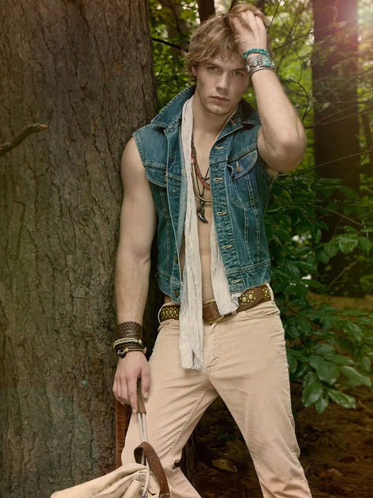 Male model photo shoot of Josh Dibble in prospect park, brooklyn