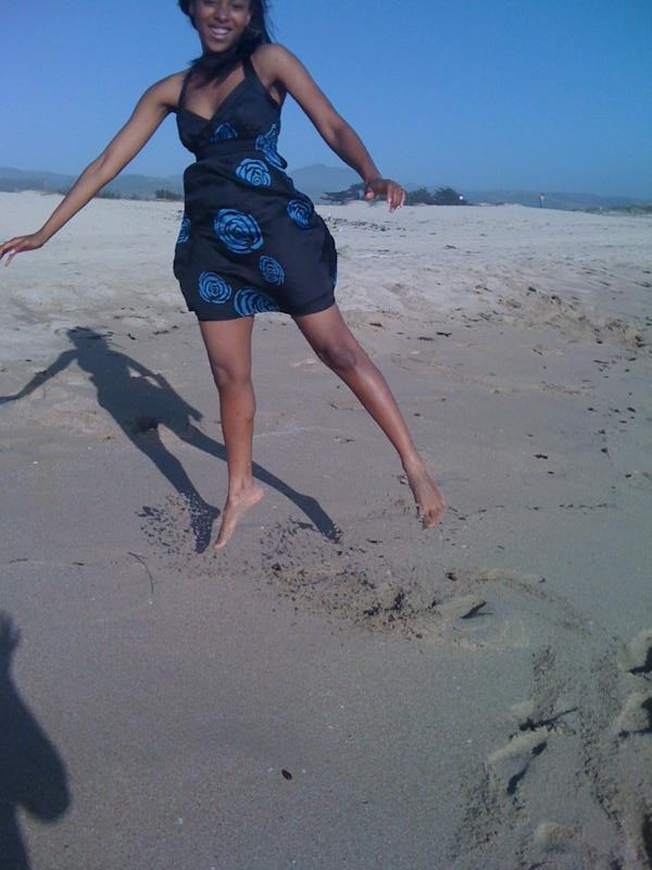 Female model photo shoot of Jessica Britt in Venice Beach- Half Moon Bay California