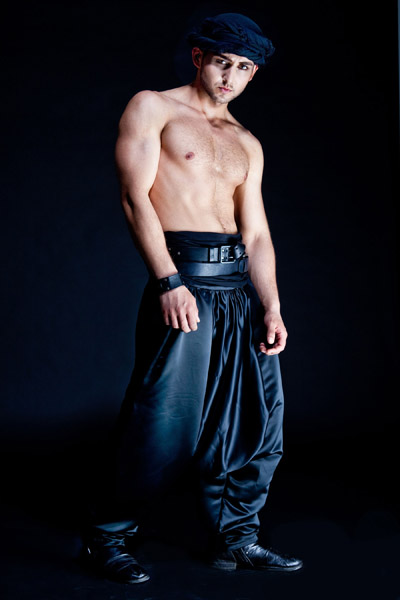 Male model photo shoot of Sam Noorafshar