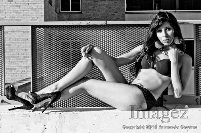 Female model photo shoot of NiNa_S in Rooftop Medical Center Houston, Tx