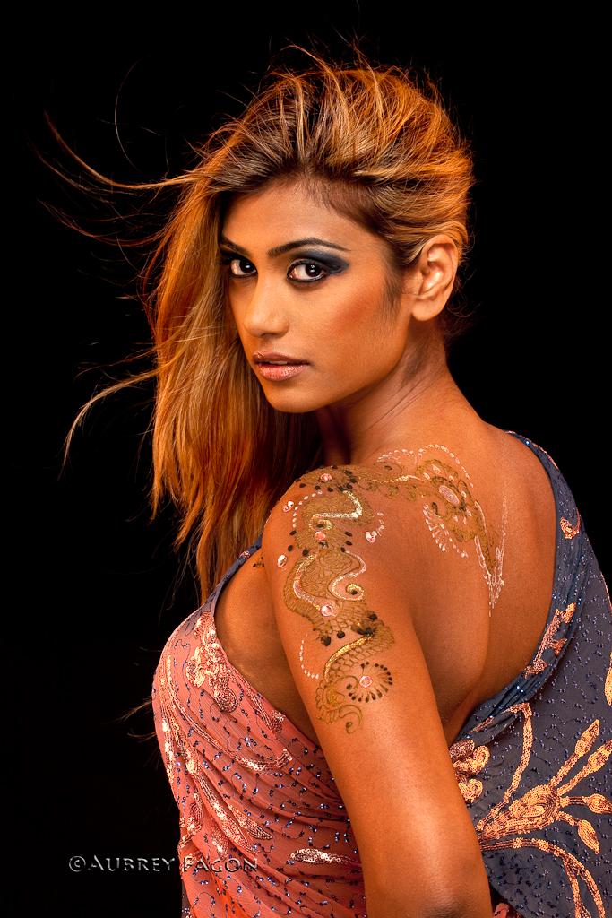 Female model photo shoot of Roopali Makeup Artist by Aubs Photos, body painted by Parv Kalyan