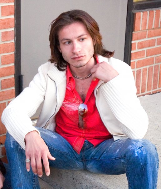 Male model photo shoot of Resul Naki Baggio
