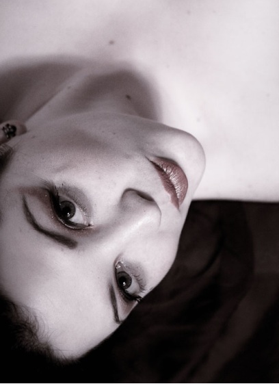 Female model photo shoot of Ashley Evangeline Snow 