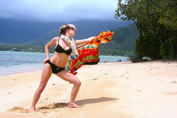 Female model photo shoot of - Ashley Lynn - in Honolulu, Hawaii