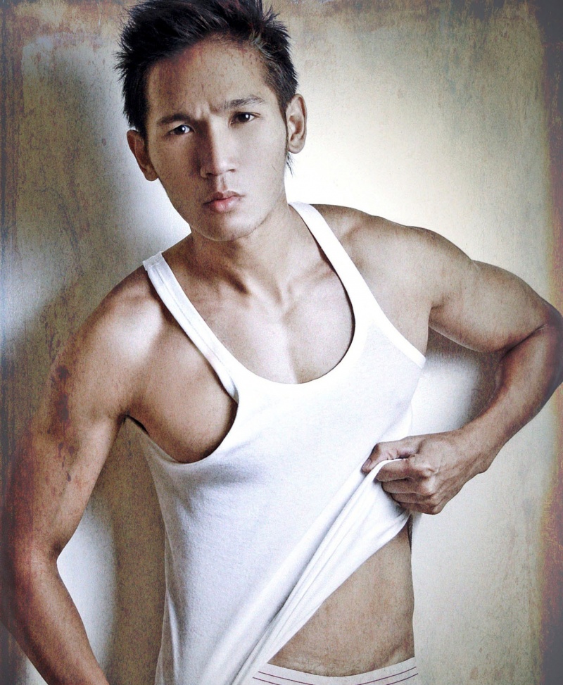 Male model photo shoot of ian co in Makati