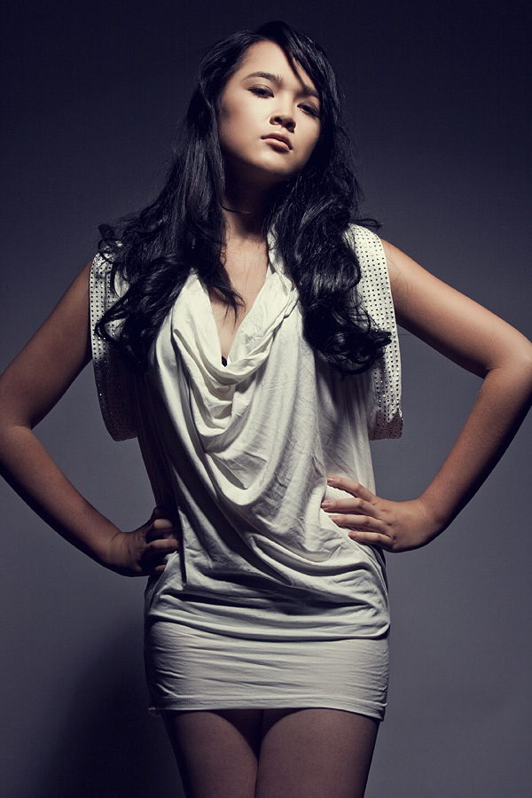 Female model photo shoot of Meltrose by Tarefo Photography