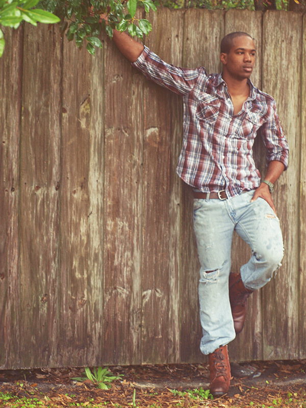 Male model photo shoot of Troy Mobley