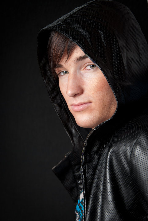 Male model photo shoot of Samuel Williams by BanjWard