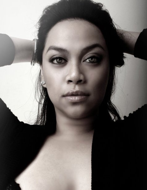 Female model photo shoot of Mae Cortez