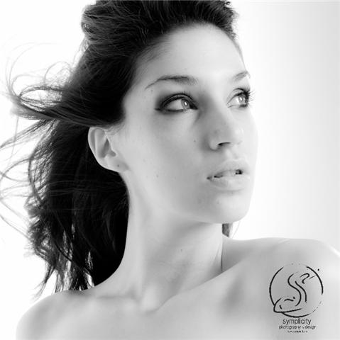 Female model photo shoot of ASH VELD by Symplicity Photography